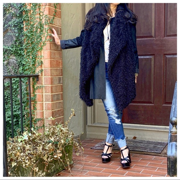 Black gorgeous faux fur Sherpa vest - Picture 8 of 8